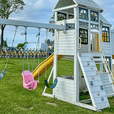 Splendida Casa Con 2 Da Letto A Sarbinowo